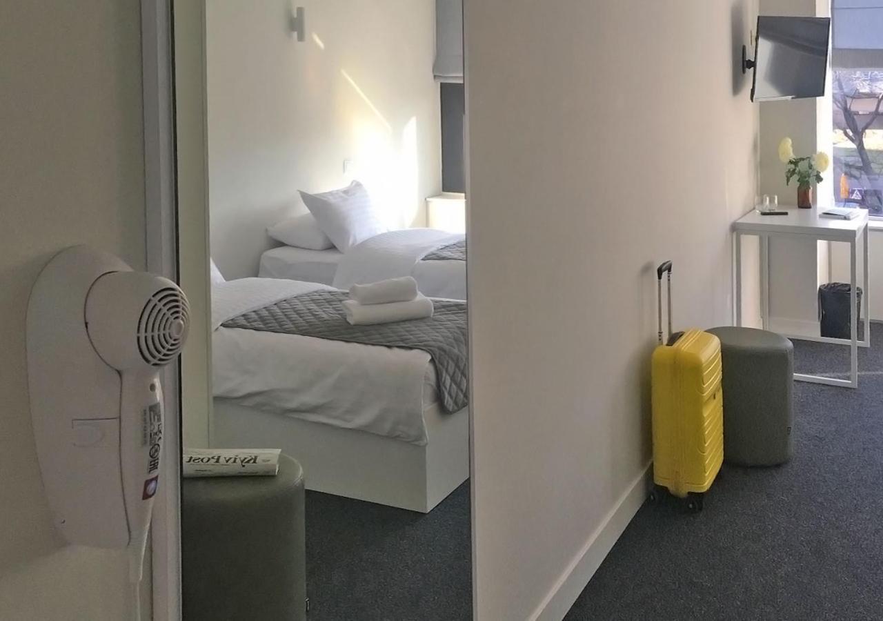Kyivpasservis Hotel Zewnętrze zdjęcie
