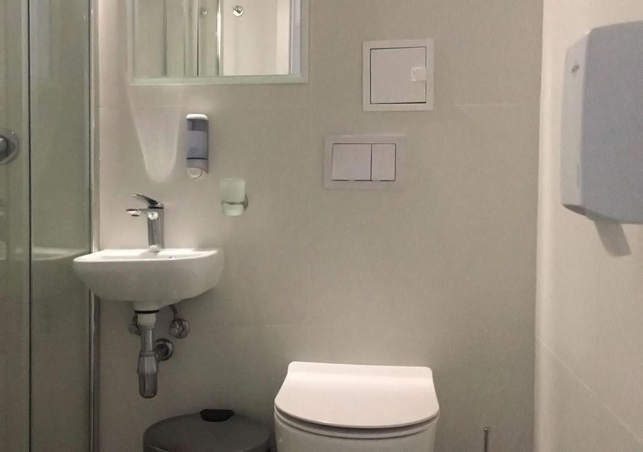 Kyivpasservis Hotel Zewnętrze zdjęcie